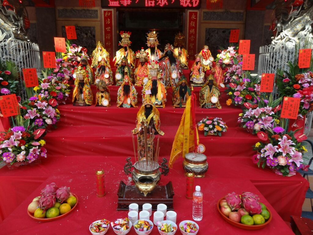 Cách bày mâm lễ động thổ chi tiết và đầy đủ nhất