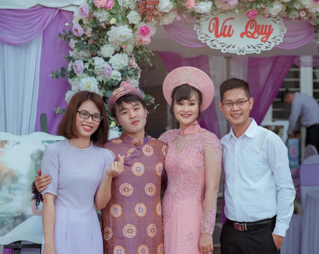 Cưới Truyền Thống 3 Miền: Khám Phá Sự Khác Biệt Độc Đáo!